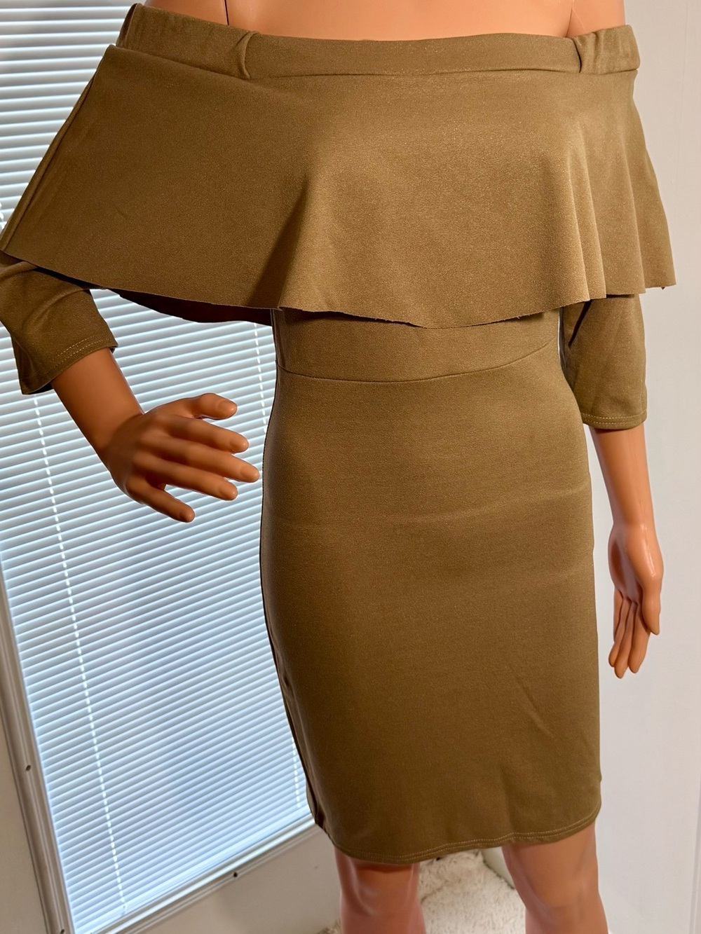 Source Unknown Olive Off-Shoulder Ruffle Bodycon Mini Dress